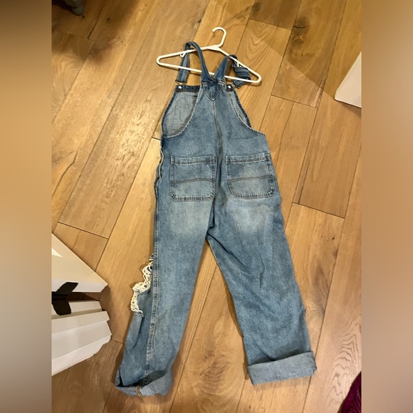 Wild fable Overalls - Picture 3 of 3